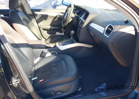 2010 Audi A4 2.0T Premium z USA, uszkodzony, nr VIN WAUFFAFL0AN010562